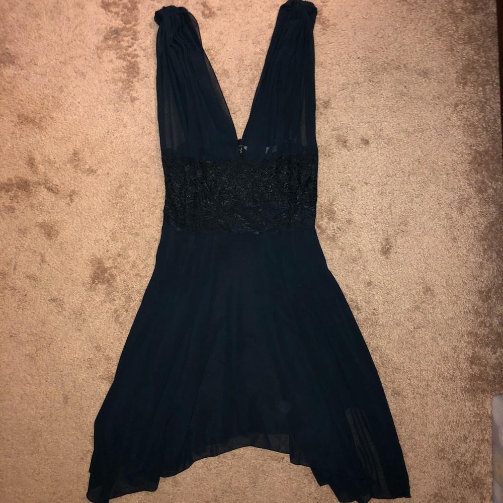 •Victoria’s Secret Lingerie Slip•